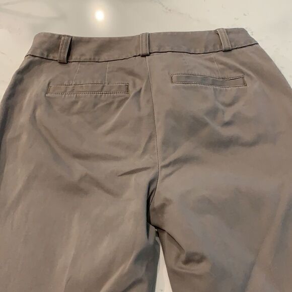 LOFT Curvy straight leg grey Trousers FREE w/Bundle Purchase - Picture 2 of 10